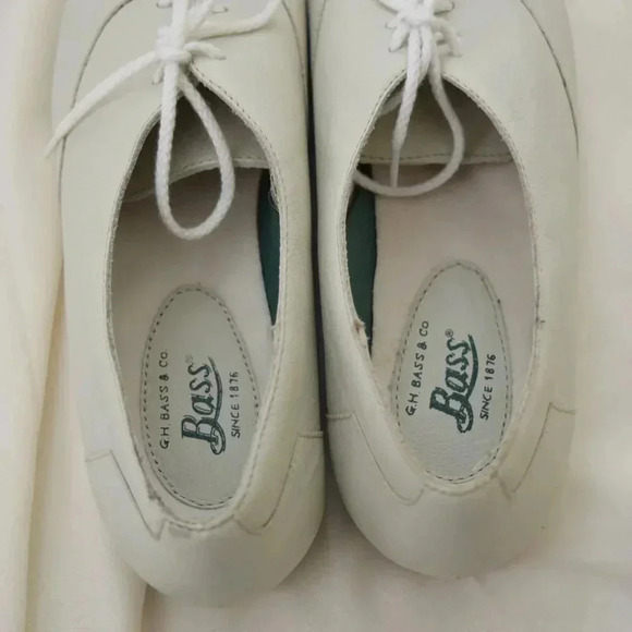 G.H. BASS & CO. Vintage Dress Shoes with Laces In Off White Size 9 1/2M - Picture 7 of 13
